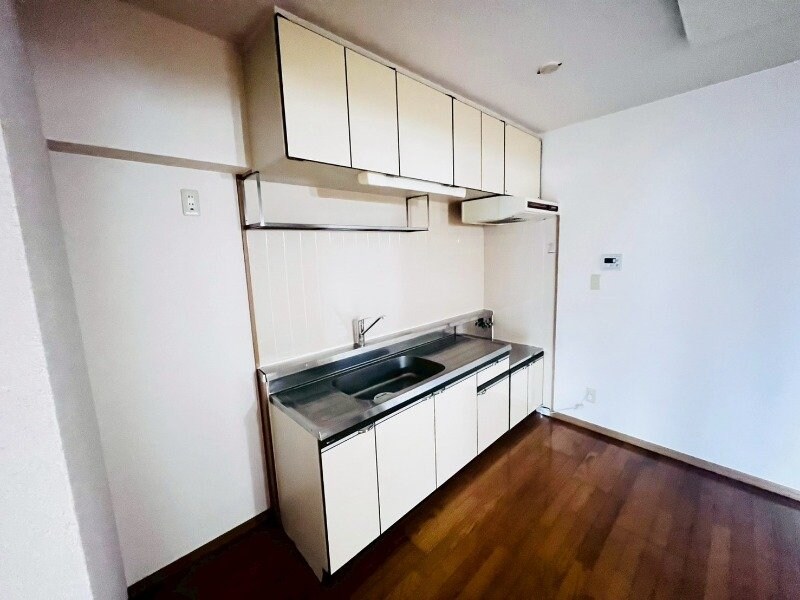 エスペランサ磯部の物件内観写真