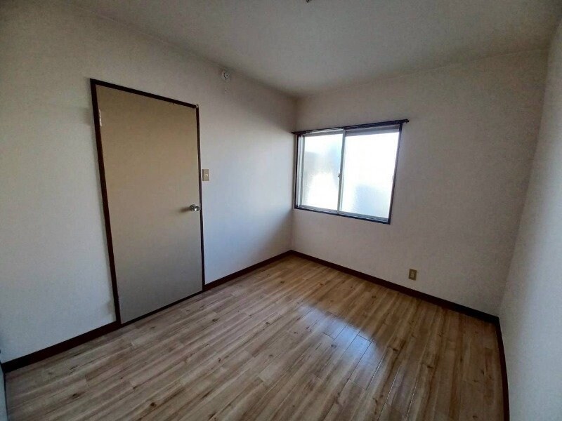 サプリームの物件内観写真