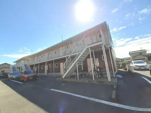 ウッディーベルＡ棟の物件外観写真