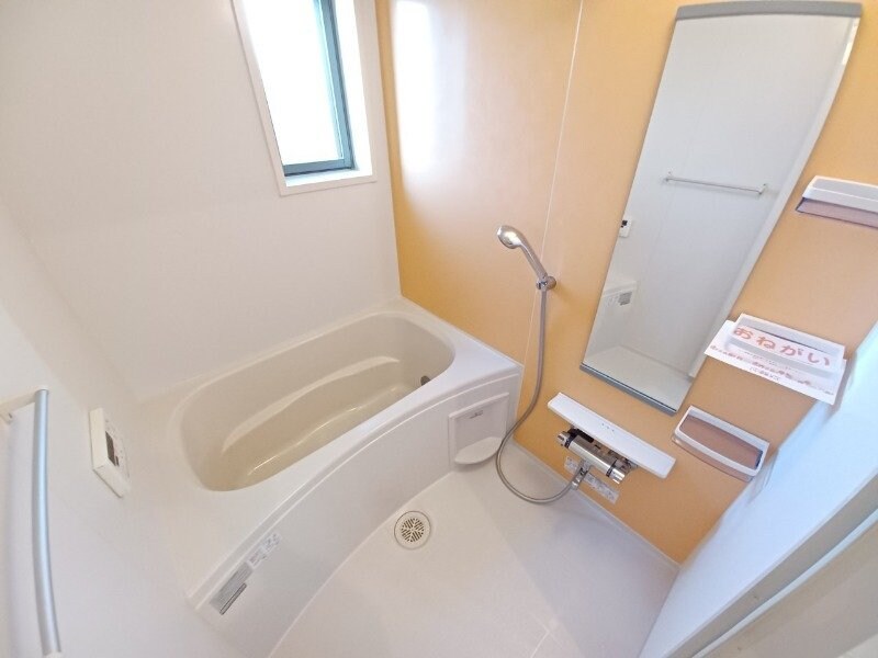 シャーロット　Ａの物件内観写真