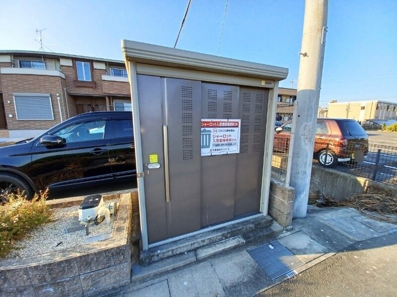 シャーロット　Ａの物件外観写真