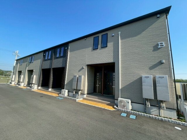 ラ・プルミエール和貴　Ｂの物件外観写真