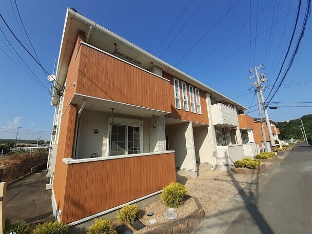 グランドゥスールⅠの物件外観写真