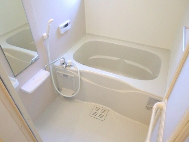 グランドゥスールⅠの物件内観写真