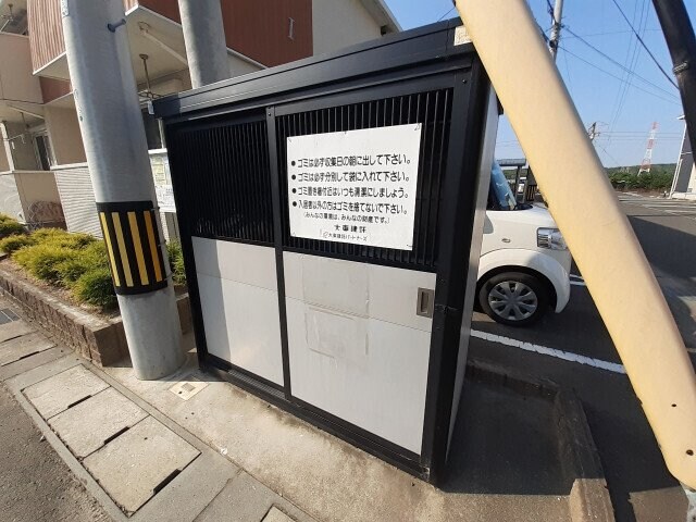 グランドゥスールⅠの物件外観写真