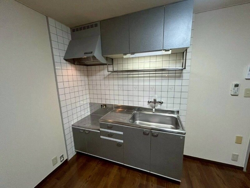 クィーンズコートＢ棟の物件内観写真