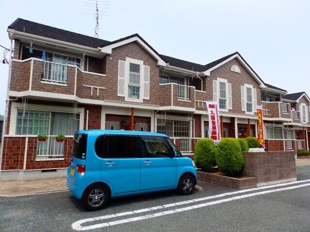 ミドル　アーティクルの物件外観写真