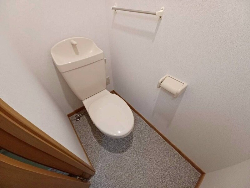 ミドル　アーティクルの物件内観写真