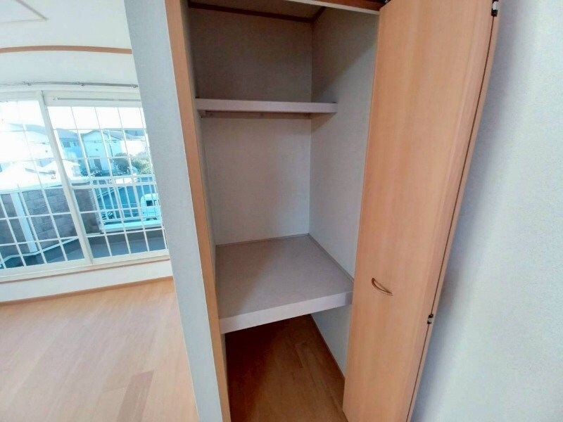 ミドル　アーティクルの物件内観写真