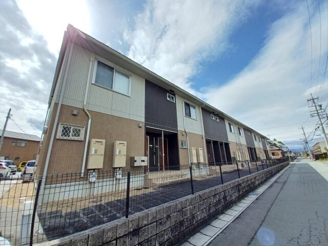 グレイスアベニュー一身田　Aの物件外観写真