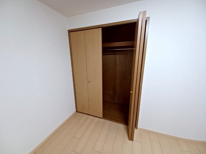 サ－フサイドサンシャイン　Ｓ棟の物件内観写真