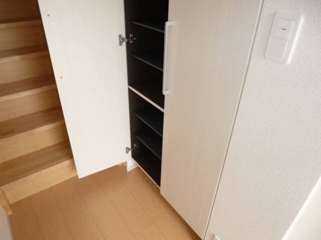 ミルキーウェイＢの物件内観写真