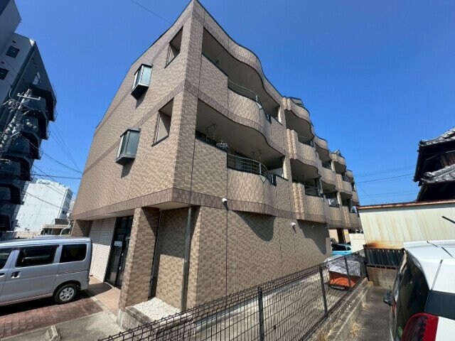 ルミナスパレスの物件外観写真