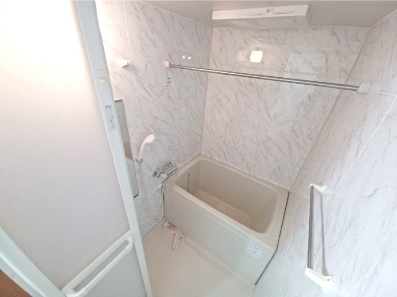 リヴァージュ　Ａ棟の物件内観写真