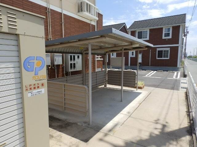 パインテール　ヴィレッジ　B棟の物件外観写真