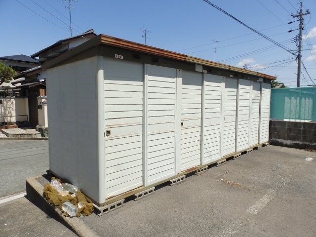 第二西浜ハイツの物件外観写真