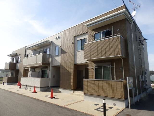 ファインパティオの物件外観写真