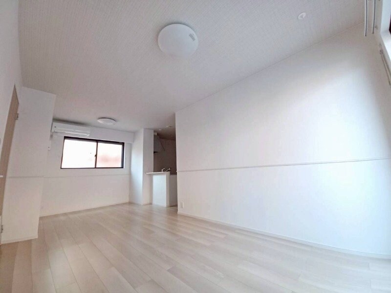 アン・リヴィールの物件内観写真