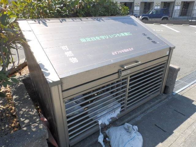 マリンガーデンの物件外観写真