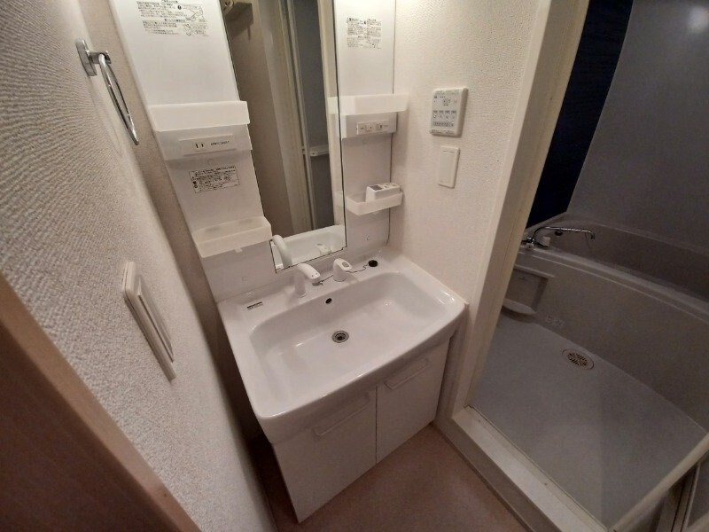 スカイブルーの物件内観写真