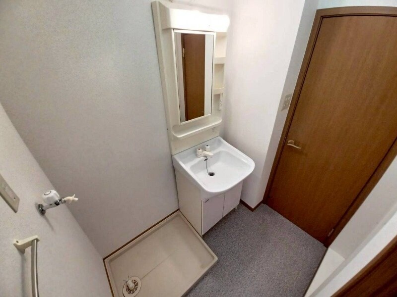 グラン・トゥール　Ａ棟の物件内観写真