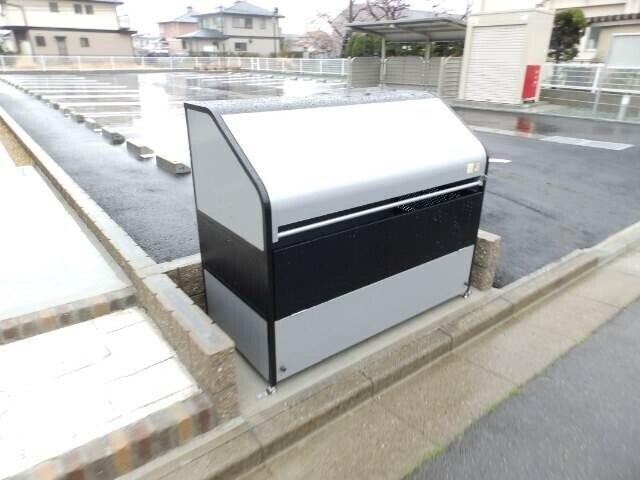 ユートピア・ナミ　ドゥの物件外観写真