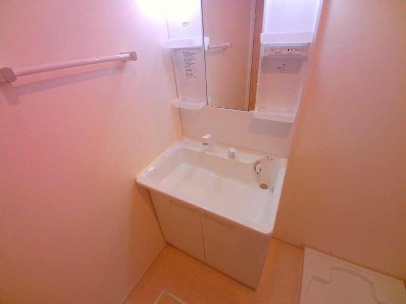 ユートピア・ナミ　ドゥの物件内観写真