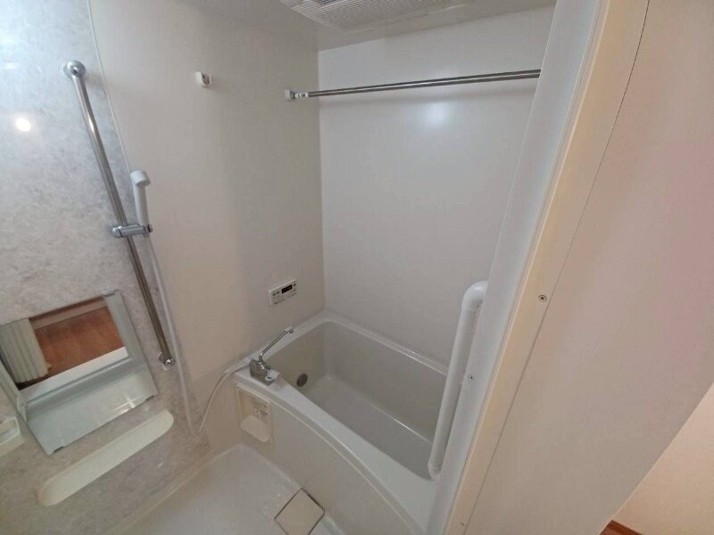 ヴィレッジ川原　南棟の物件内観写真