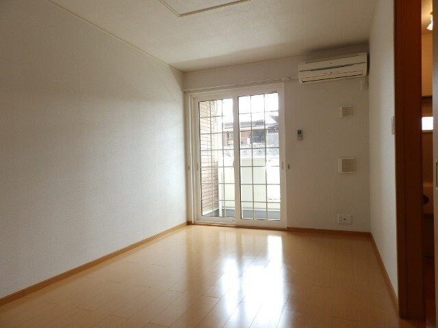 パインテール　ヴィレッジ　Ａ棟の物件内観写真