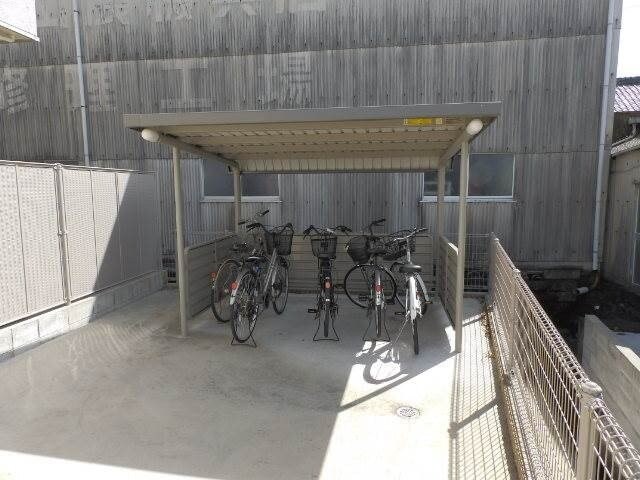 フローラ　Ⅰの物件外観写真