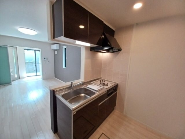 ユニヴェールの物件内観写真