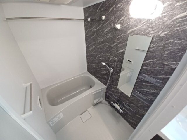 ユニヴェールの物件内観写真