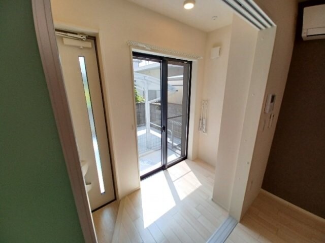 ユニヴェールの物件内観写真