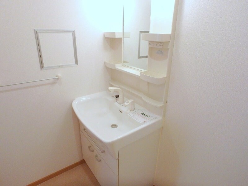 ルサルカ　Ｂ棟の物件内観写真