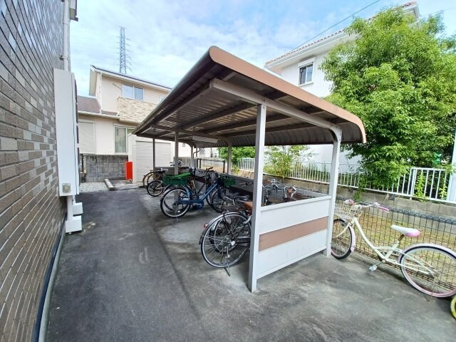 メゾンカルムの物件外観写真