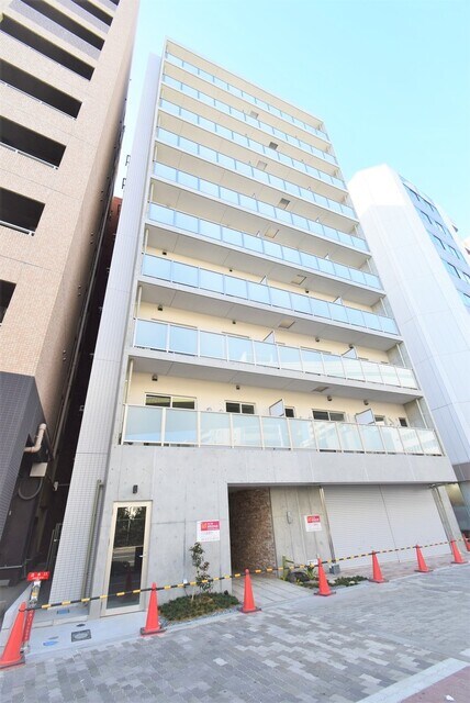 Ｓｈｉｎｍａｃｈｉ　Ｒｅｓｉｄｅｎｃｅ　Ｋｏｕｚｕｙａの物件外観写真