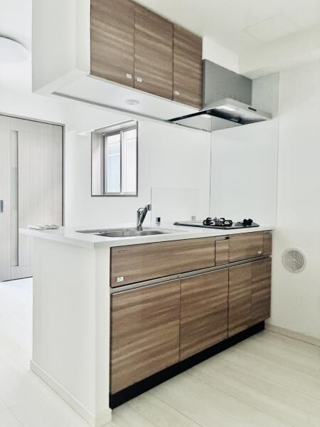 Ｄ’ｓ　ＶＡＲＩＥ三ノ輪レジデンスの物件内観写真