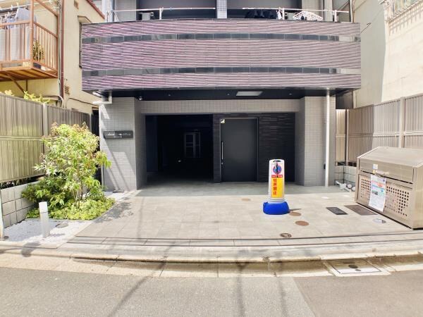 Ｄ’ｓ　ＶＡＲＩＥ三ノ輪レジデンスの物件外観写真