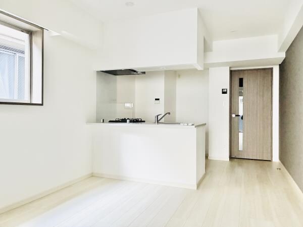 Ｄ’ｓ　ＶＡＲＩＥ三ノ輪レジデンスの物件内観写真