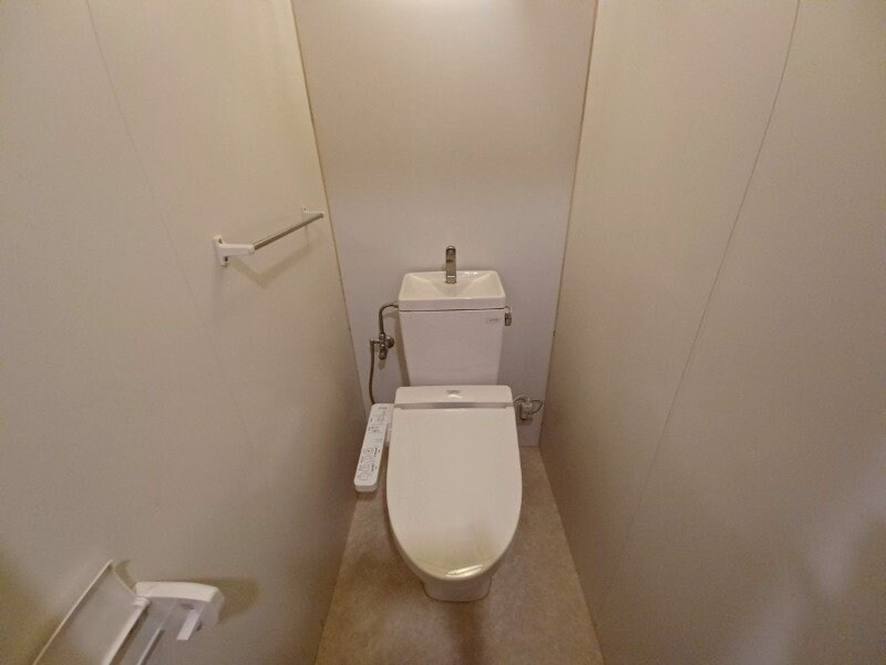 柳本マンションの物件内観写真