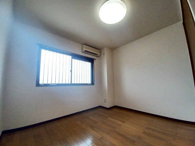 柳本マンションの物件内観写真