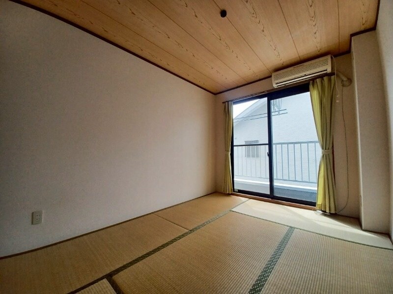 柳本マンションの物件内観写真