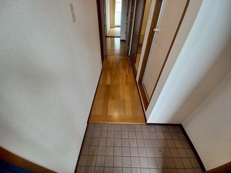 柳本マンションの物件内観写真