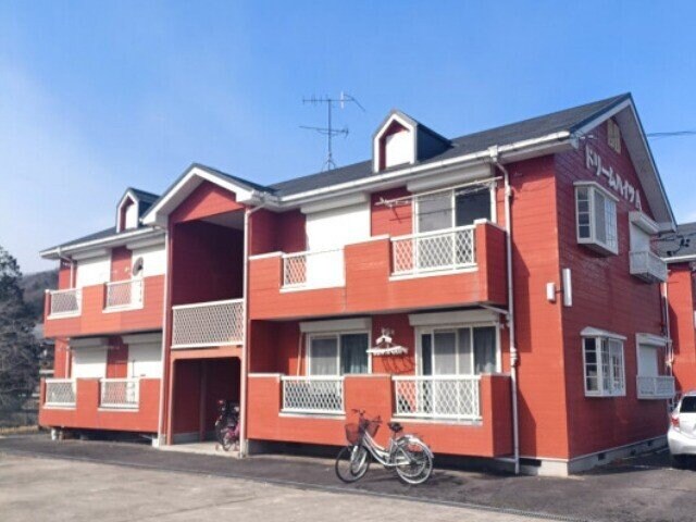 ドリームハイツ A棟の物件外観写真