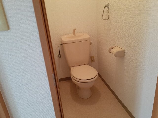 フラット立石B棟（伊賀市別府）の物件内観写真