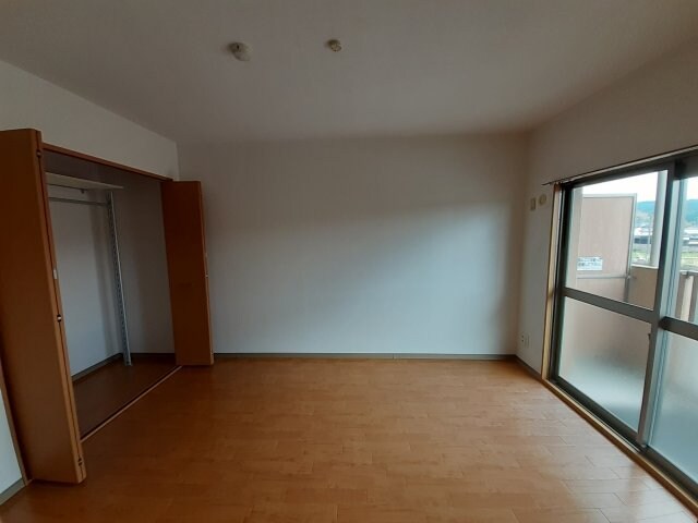 フラット立石B棟（伊賀市別府）の物件内観写真