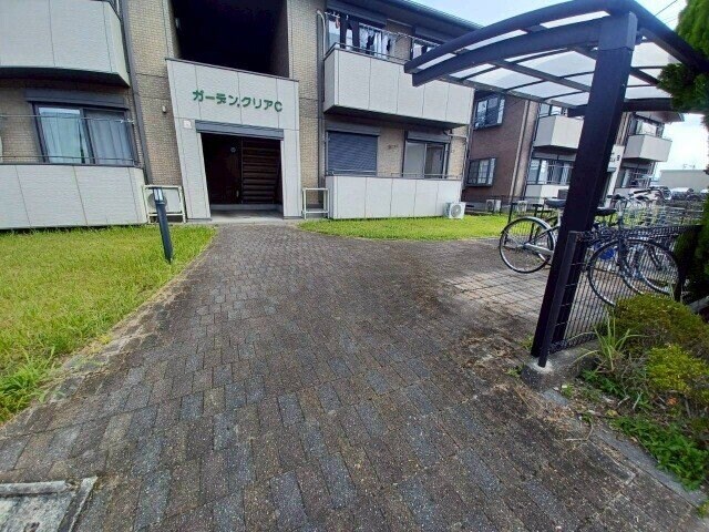 ガーデンクリアＣ棟の物件外観写真