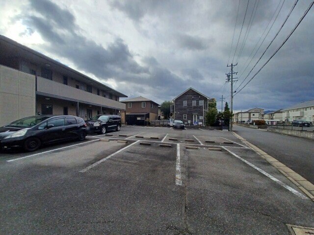 クローバーハウス　B棟の物件外観写真