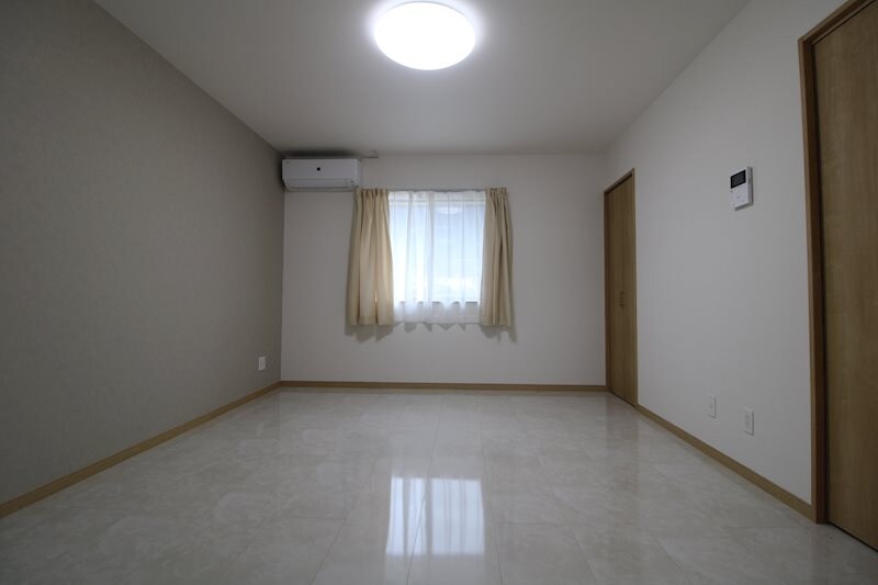 シルバー鷹の物件内観写真