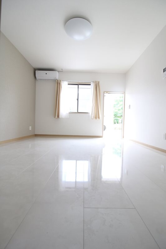 ゴールド鷹の物件内観写真